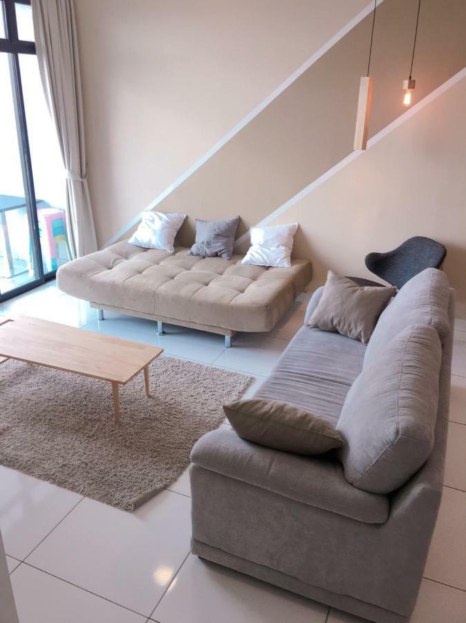 Johor Bahru Paradigm Leplatino Homestay Buitenkant foto